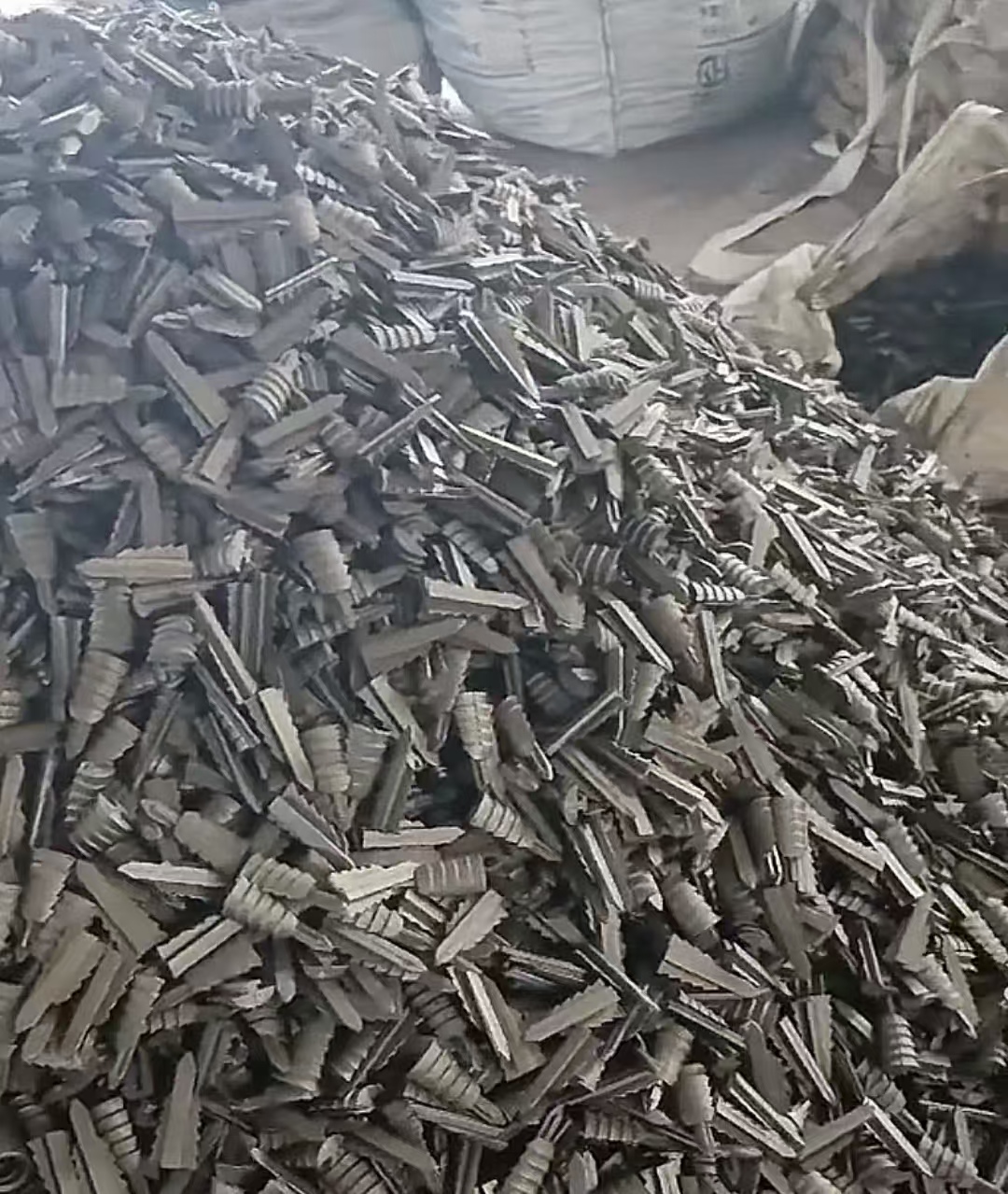 32漲殼錨頭